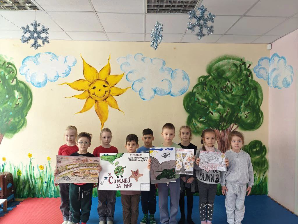 🎨⭐ Творческие работы к 23 февраля в объединении «Хочу всё знать»