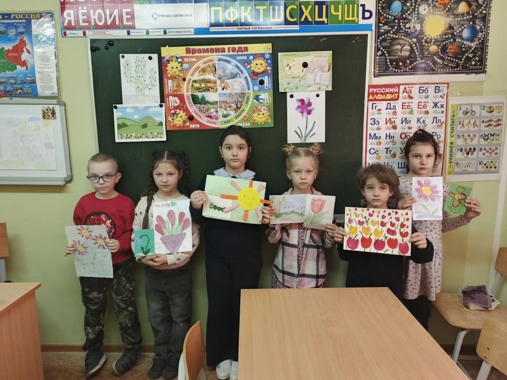 🌷 Весна в корпусе 2: «Палитра весенних красок»