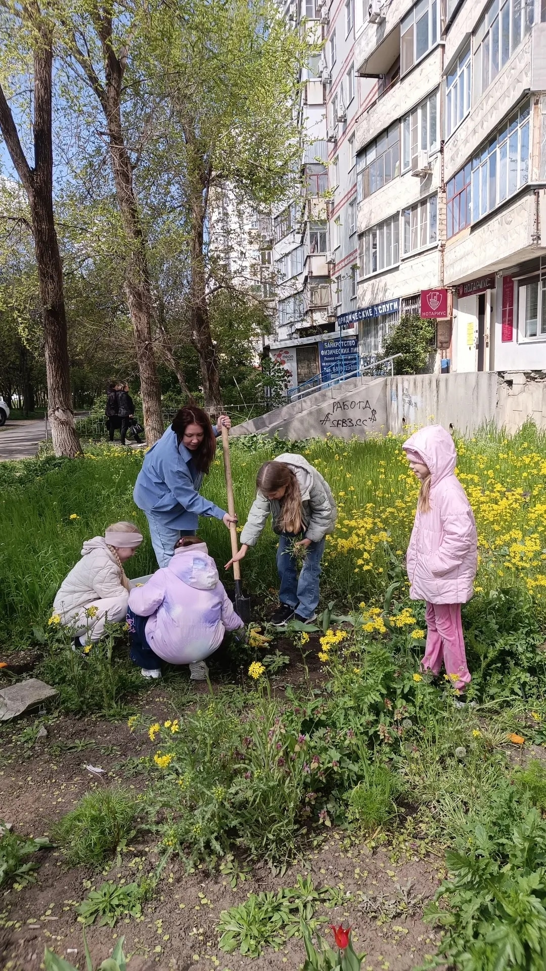 🌿 Экологическая акция по древонасаждению на территории корпуса №1